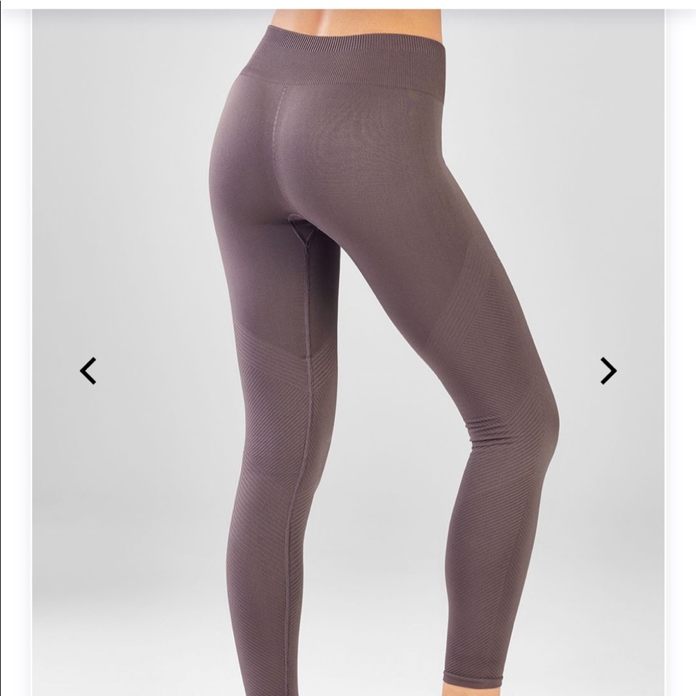 Fabletics seamless midi rise leggings